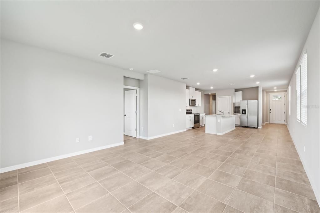 For Sale: $374,980 (4 beds, 2 baths, 1687 Square Feet)