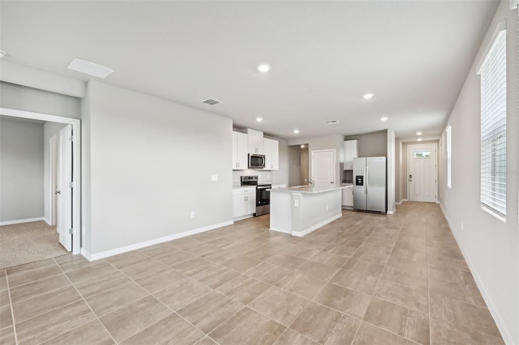 For Sale: $374,980 (4 beds, 2 baths, 1687 Square Feet)