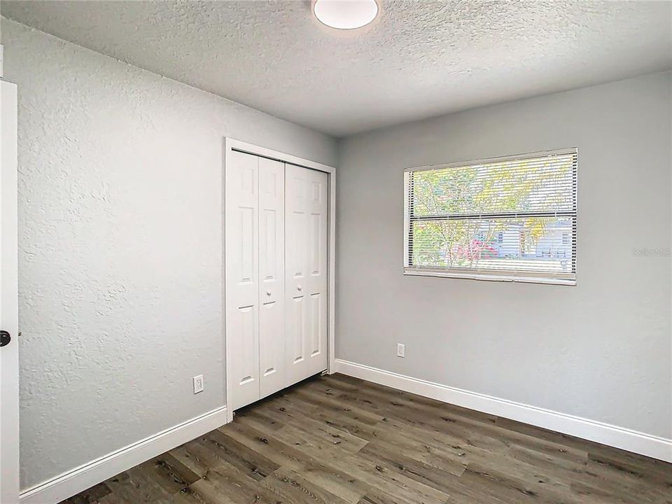 For Sale: $279,000 (3 beds, 2 baths, 1188 Square Feet)