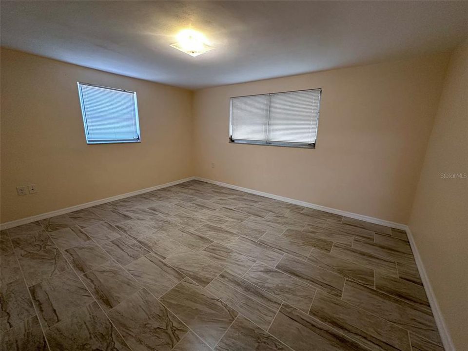 For Rent: $1,650 (2 beds, 2 baths, 864 Square Feet)