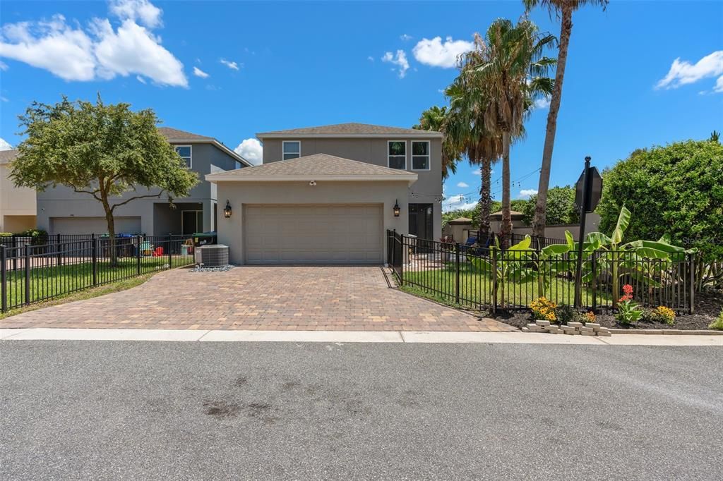 For Sale: $709,990 (5 beds, 2 baths, 2951 Square Feet)