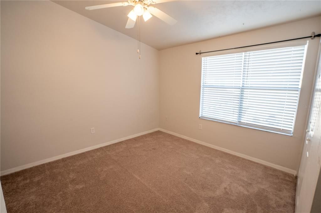 For Sale: $205,000 (2 beds, 2 baths, 1176 Square Feet)