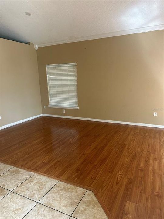 For Rent: $2,300 (4 beds, 2 baths, 2840 Square Feet)