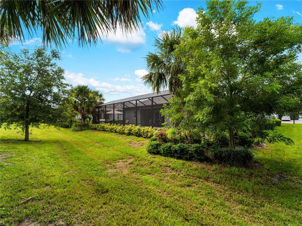 Active With Contract: $850,000 (4 beds, 3 baths, 2405 Square Feet)