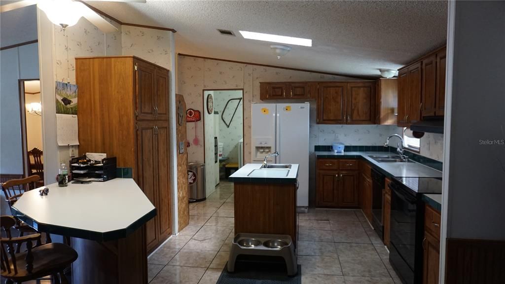 For Sale: $265,000 (4 beds, 2 baths, 2128 Square Feet)