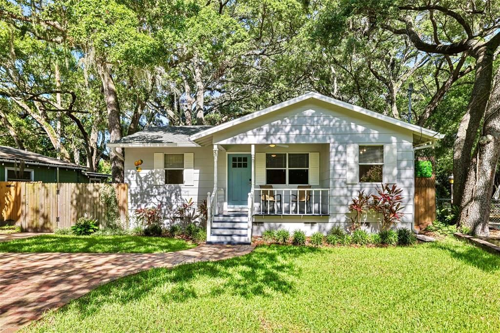 Recently Sold: $389,900 (3 beds, 1 baths, 901 Square Feet)