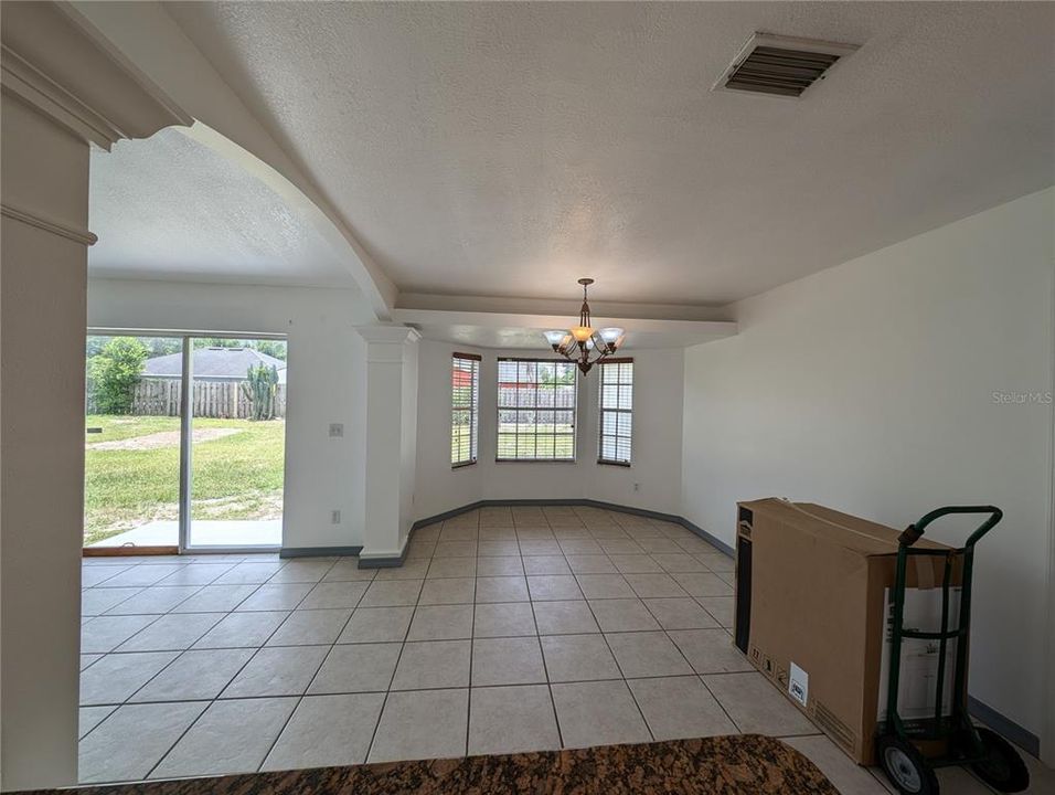 For Sale: $379,500 (3 beds, 2 baths, 1848 Square Feet)