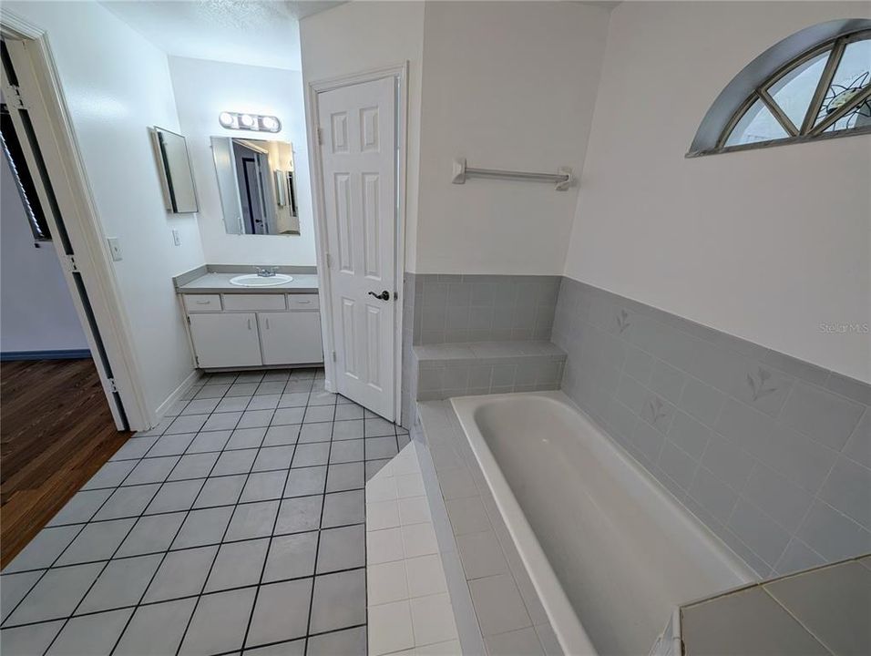 For Sale: $379,500 (3 beds, 2 baths, 1848 Square Feet)