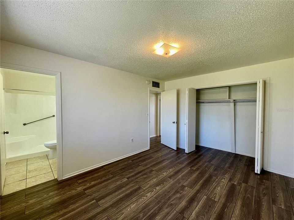 For Rent: $1,895 (2 beds, 2 baths, 1207 Square Feet)