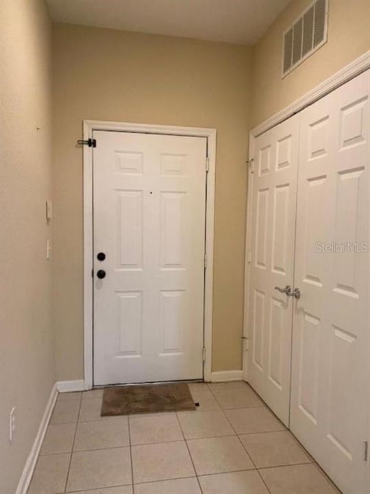 For Rent: $1,995 (3 beds, 2 baths, 1248 Square Feet)