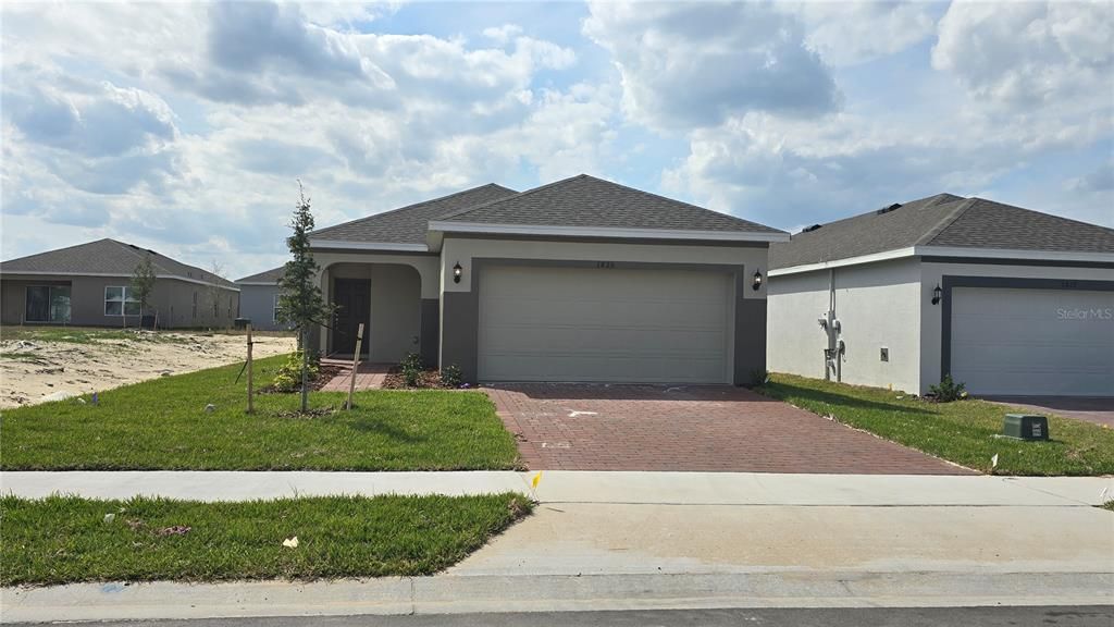 Recently Sold: $363,675 (4 beds, 2 baths, 1509 Square Feet)