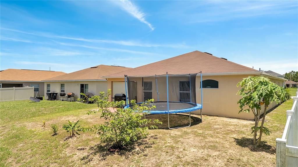 For Sale: $320,000 (4 beds, 2 baths, 1774 Square Feet)
