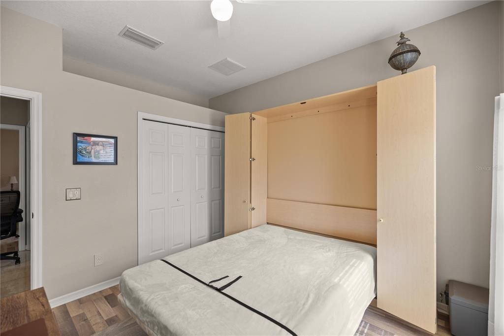 Active With Contract: $379,000 (3 beds, 2 baths, 1901 Square Feet)