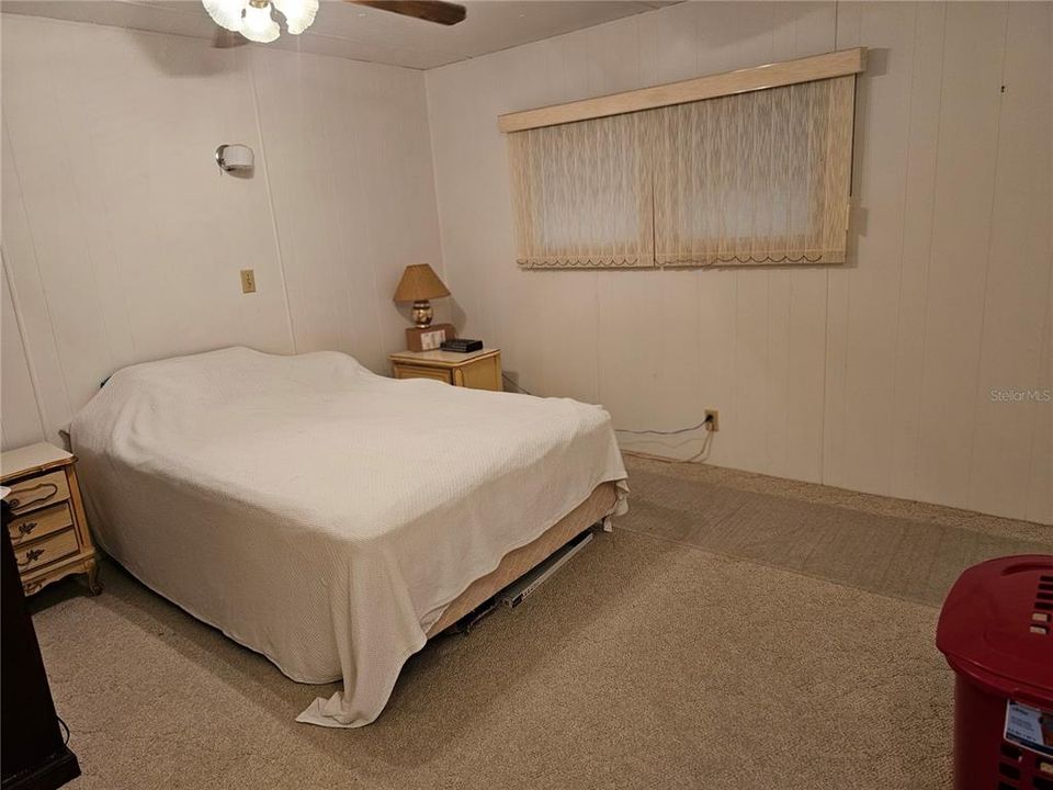 Guest bedroom