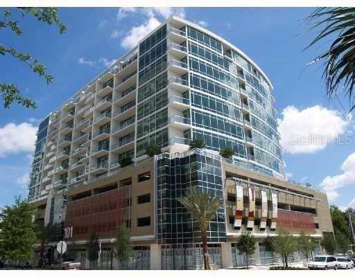 Recently Rented: $1,600 (1 beds, 1 baths, 644 Square Feet)