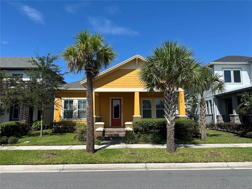 Active With Contract: $2,995 (3 beds, 3 baths, 2418 Square Feet)