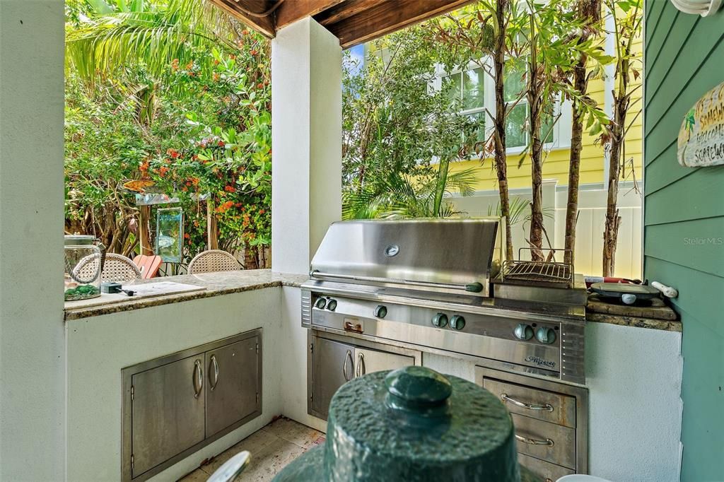 Outdoor kitchen