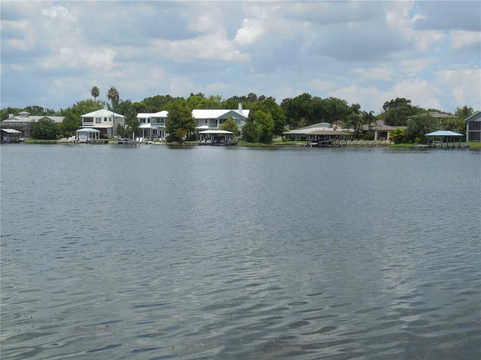 Active With Contract: $795,000 (4 beds, 3 baths, 2409 Square Feet)