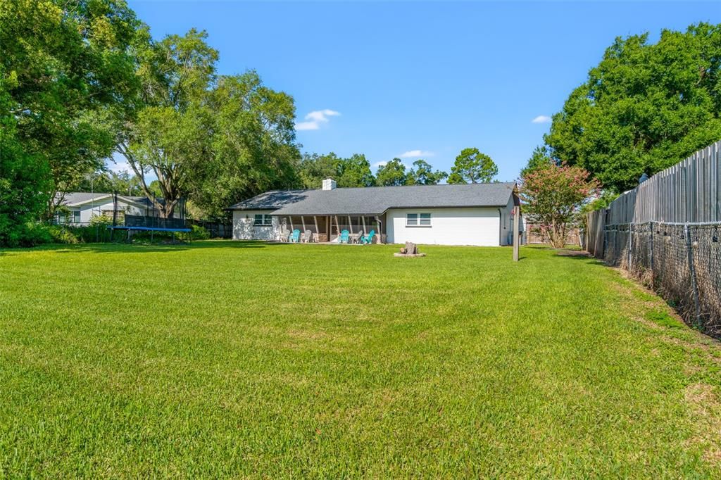 Active With Contract: $514,900 (4 beds, 2 baths, 2025 Square Feet)