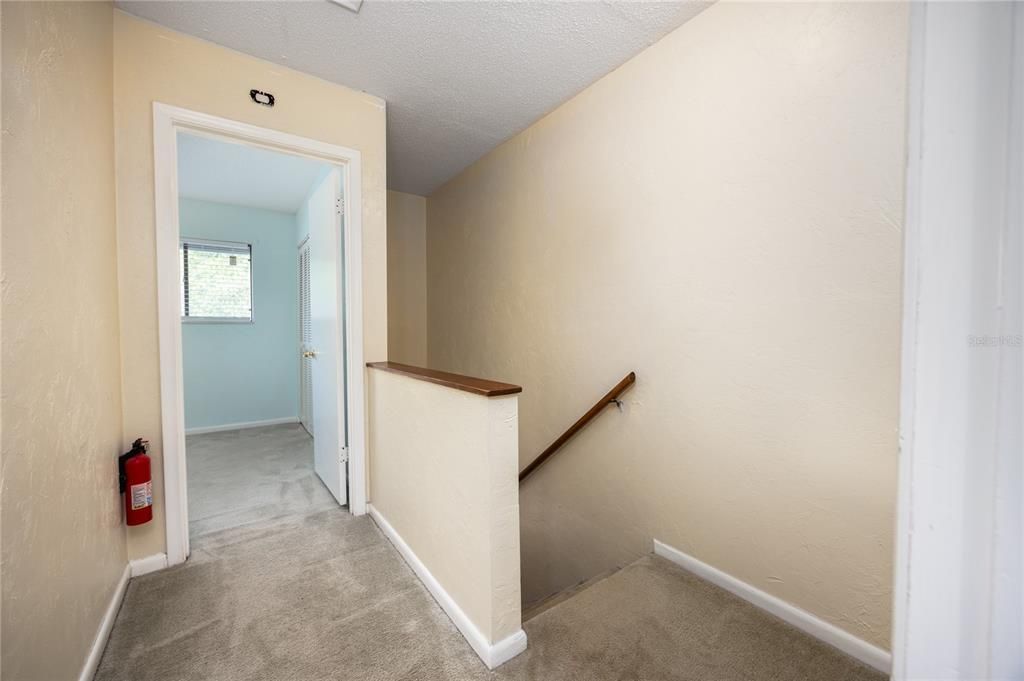 Active With Contract: $159,000 (2 beds, 1 baths, 938 Square Feet)