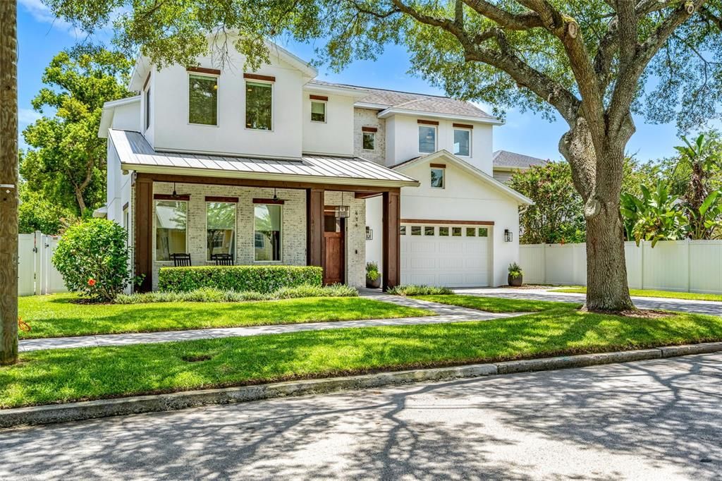 Active With Contract: $1,250,000 (4 beds, 4 baths, 2788 Square Feet)