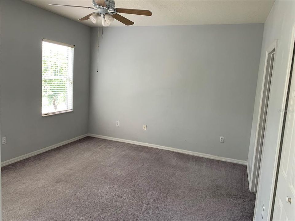 2nd bedroom with full bath upstairs