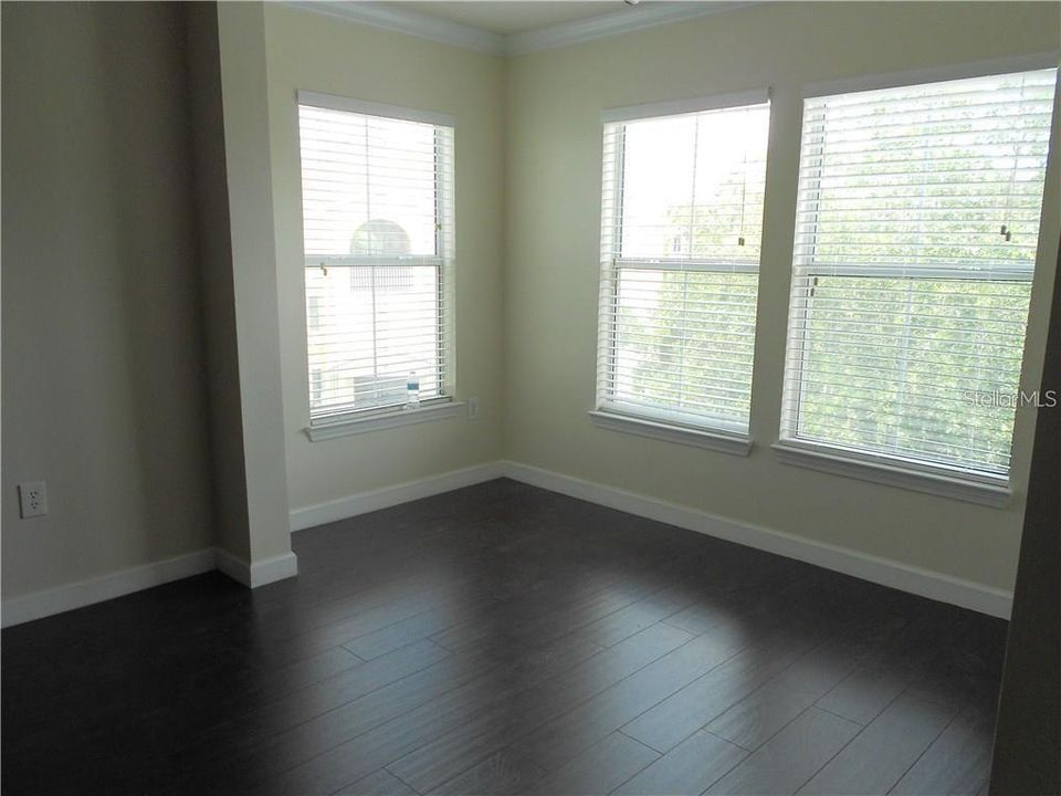 For Rent: $1,575 (2 beds, 2 baths, 1205 Square Feet)