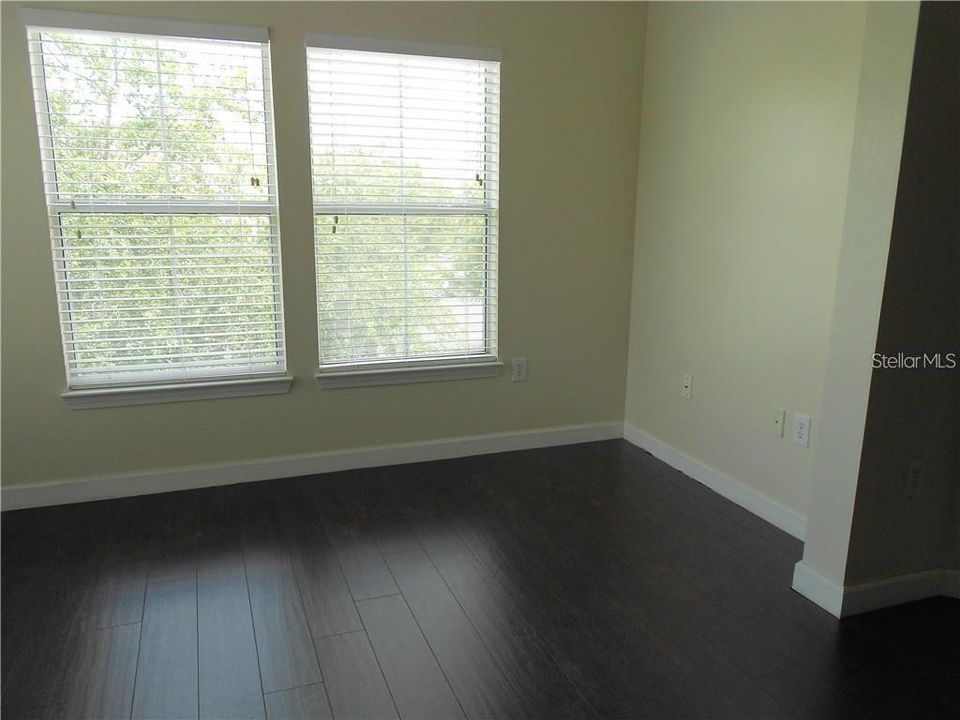 For Rent: $1,575 (2 beds, 2 baths, 1205 Square Feet)