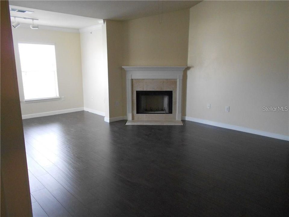 For Rent: $1,575 (2 beds, 2 baths, 1205 Square Feet)