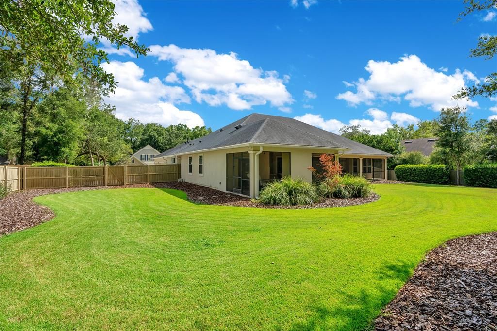 Active With Contract: $935,000 (4 beds, 3 baths, 3000 Square Feet)