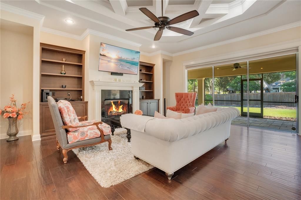 Active With Contract: $935,000 (4 beds, 3 baths, 3000 Square Feet)