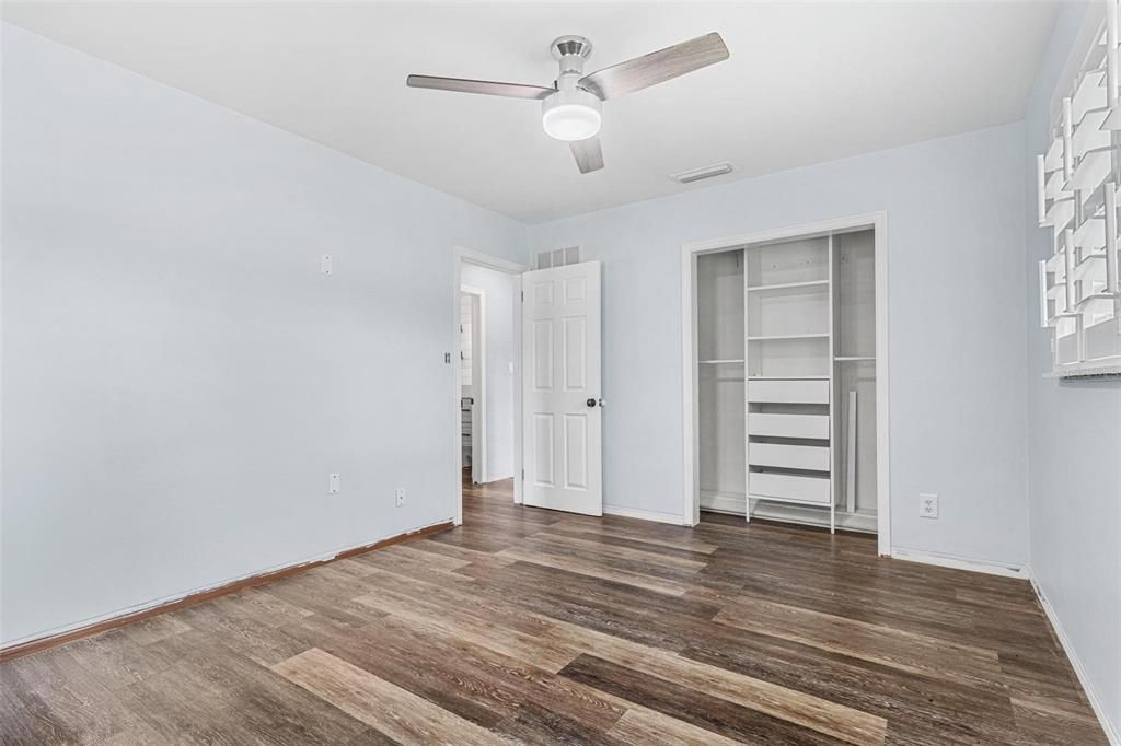 Active With Contract: $3,800 (3 beds, 2 baths, 1584 Square Feet)