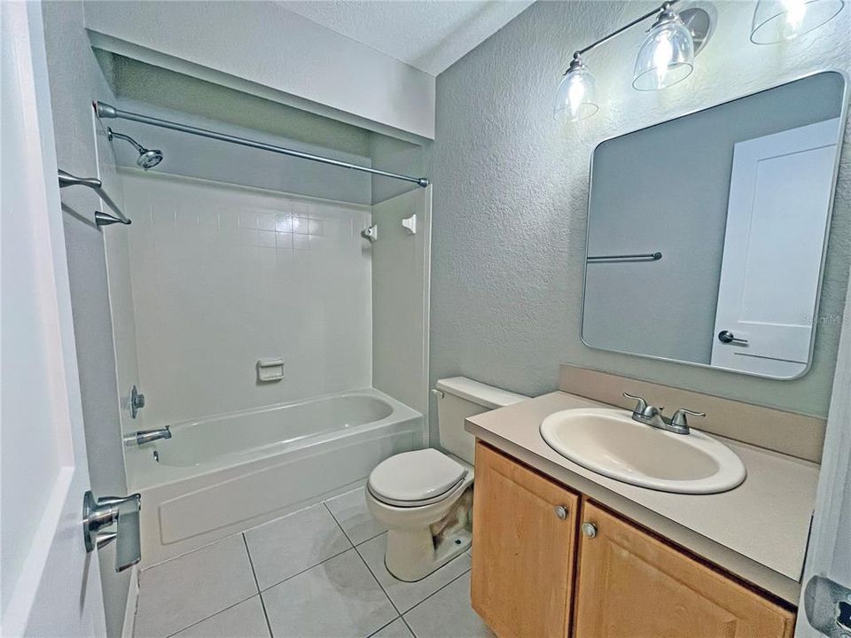 For Rent: $1,950 (2 beds, 2 baths, 1088 Square Feet)