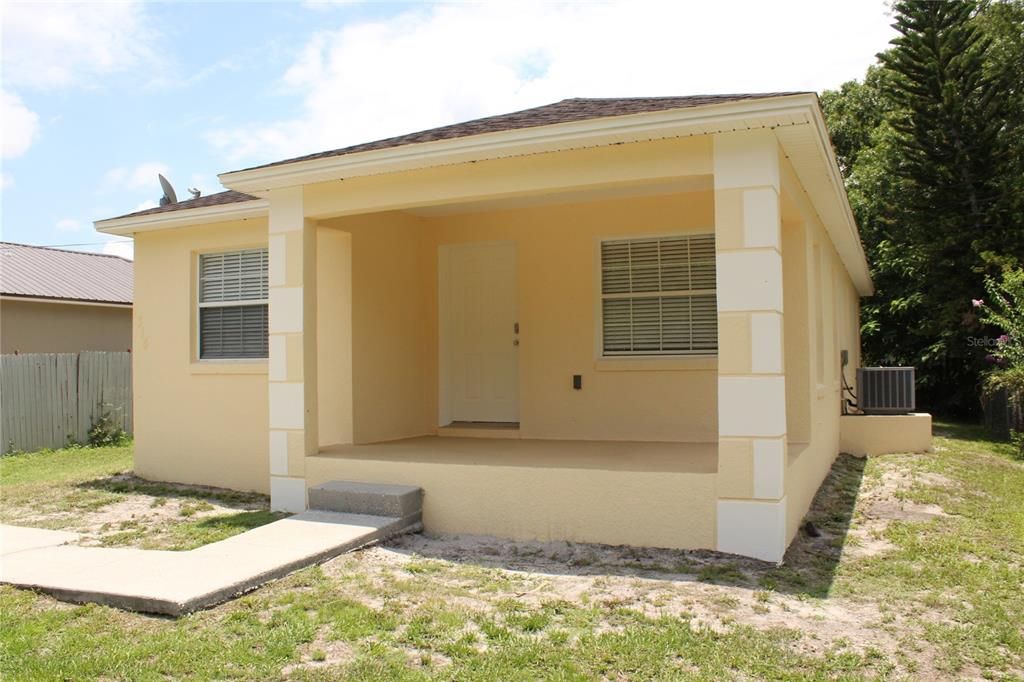 For Sale: $244,900 (3 beds, 2 baths, 1130 Square Feet)