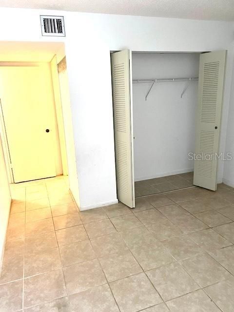 Activo con contrato: $154,000 (2 camas, 2 baños, 897 Pies cuadrados)