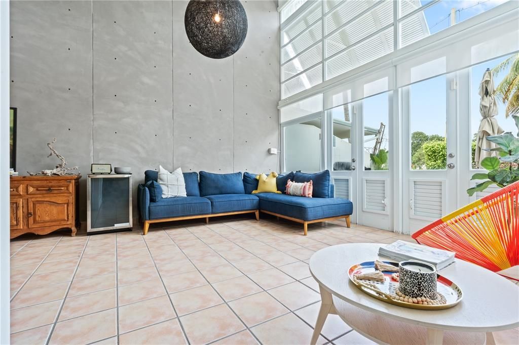 For Sale: $729,000 (4 beds, 4 baths, 2900 Square Feet)