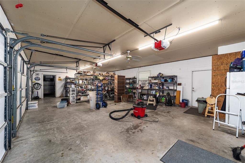 3 car garage with A/C