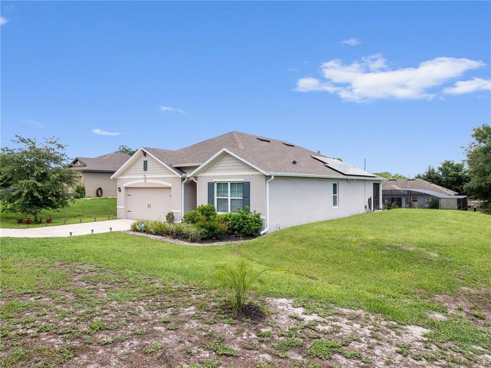 Active With Contract: $350,000 (4 beds, 2 baths, 1836 Square Feet)