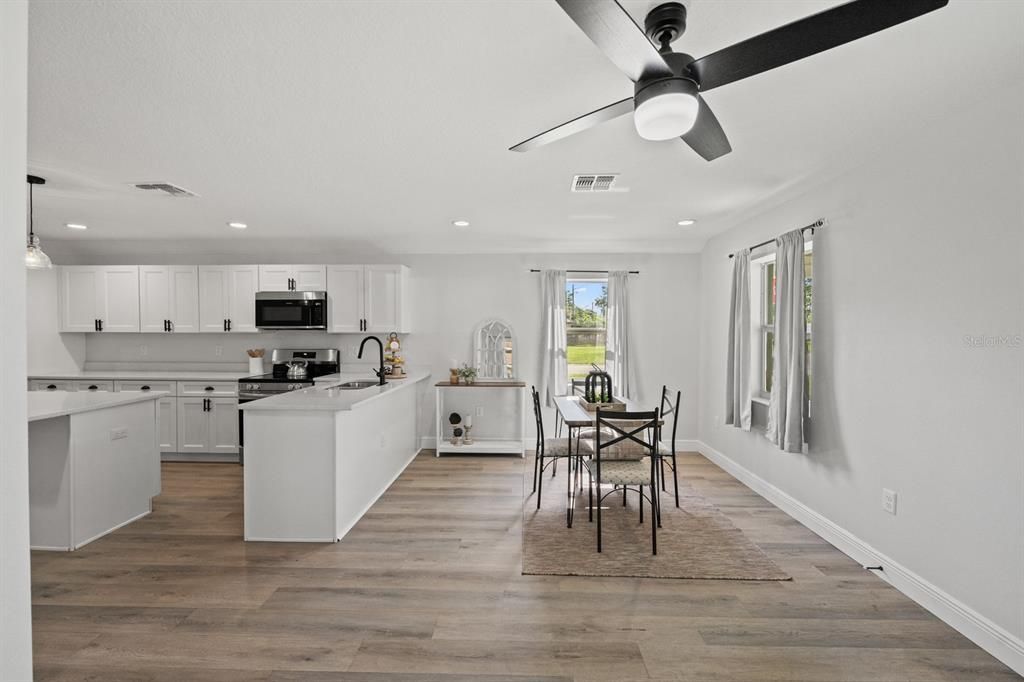 Kitchen/Dining Room