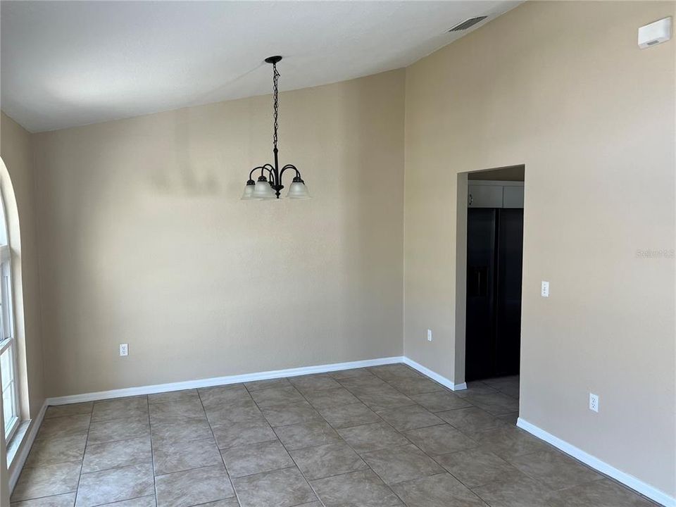 Active With Contract: $299,900 (3 beds, 2 baths, 2044 Square Feet)