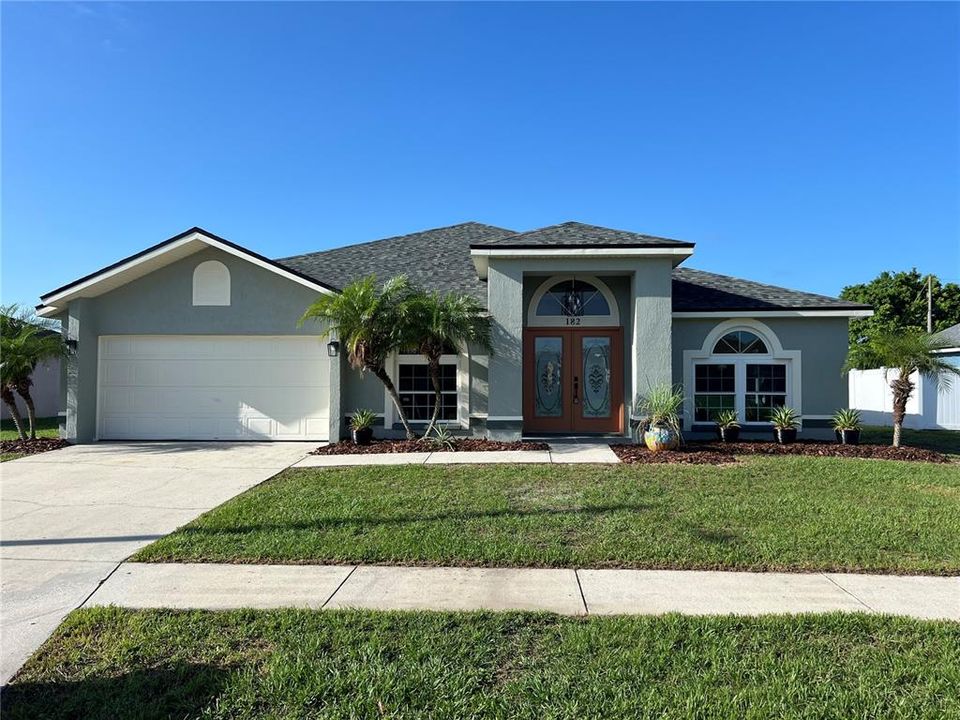 Active With Contract: $299,900 (3 beds, 2 baths, 2044 Square Feet)