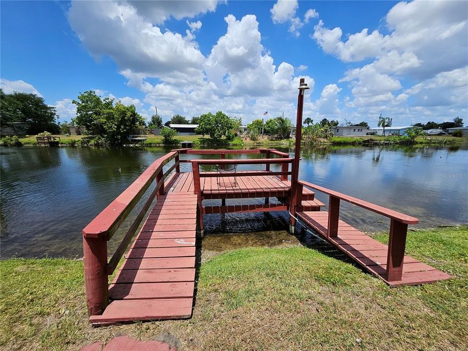 Active With Contract: $359,900 (3 beds, 2 baths, 1596 Square Feet)