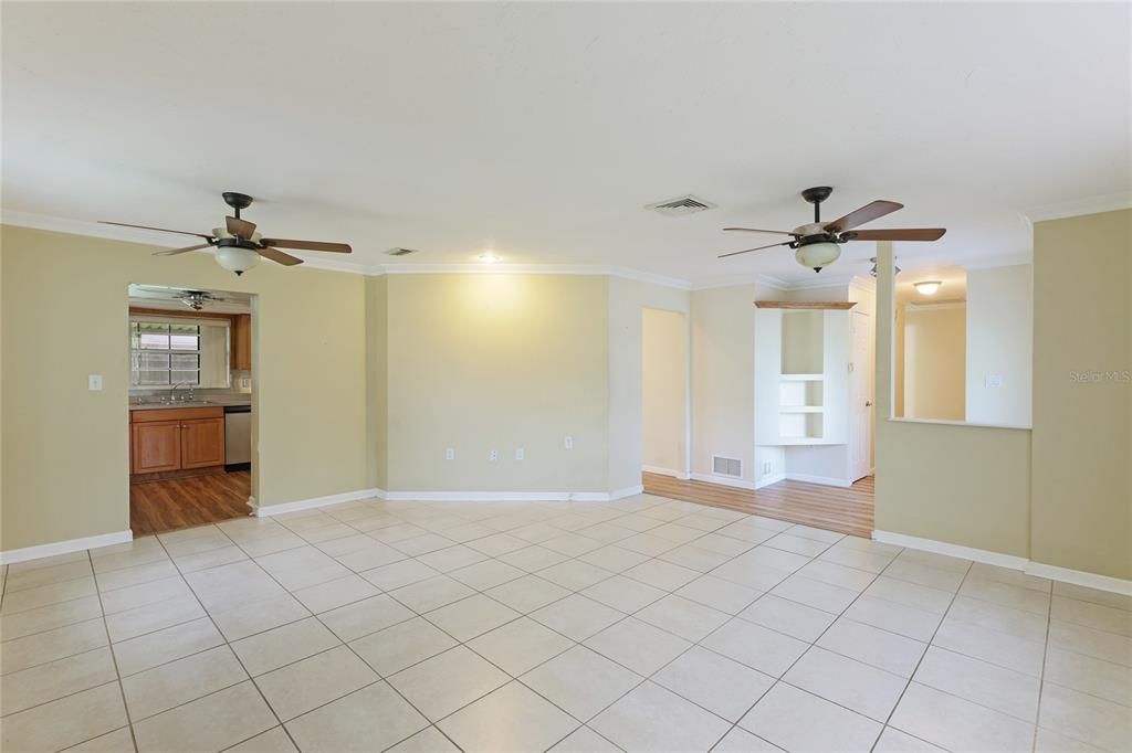 Active With Contract: $400,000 (3 beds, 2 baths, 1505 Square Feet)