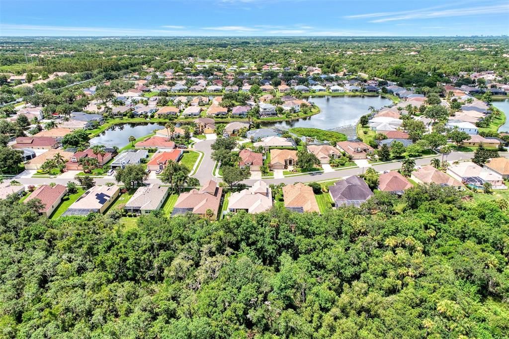 Active With Contract: $574,900 (4 beds, 3 baths, 2726 Square Feet)