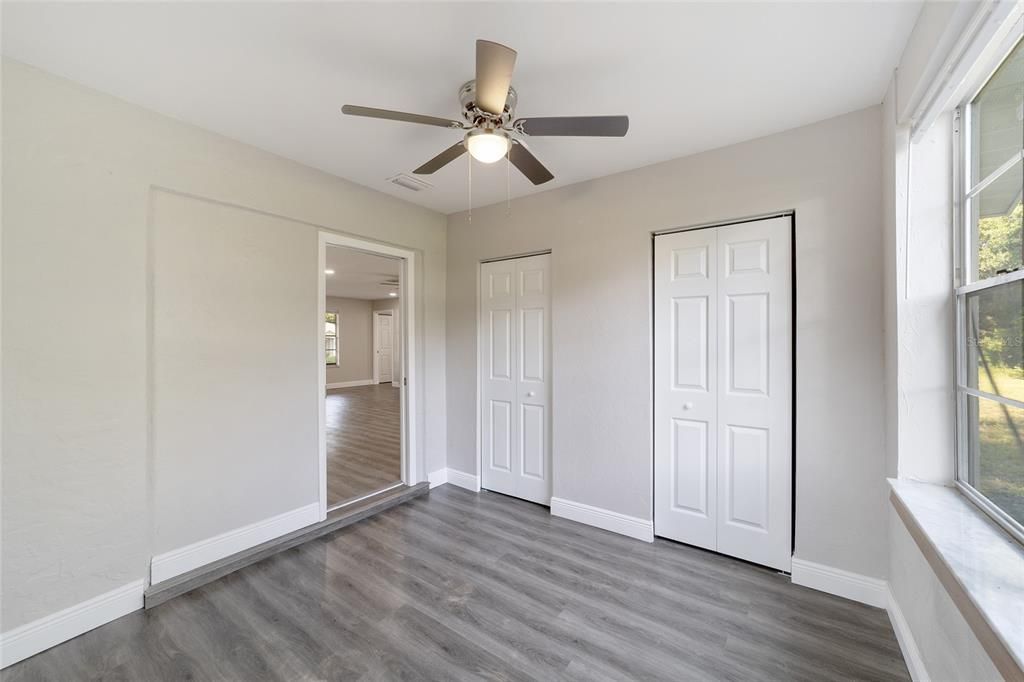 Active With Contract: $249,900 (3 beds, 2 baths, 1431 Square Feet)