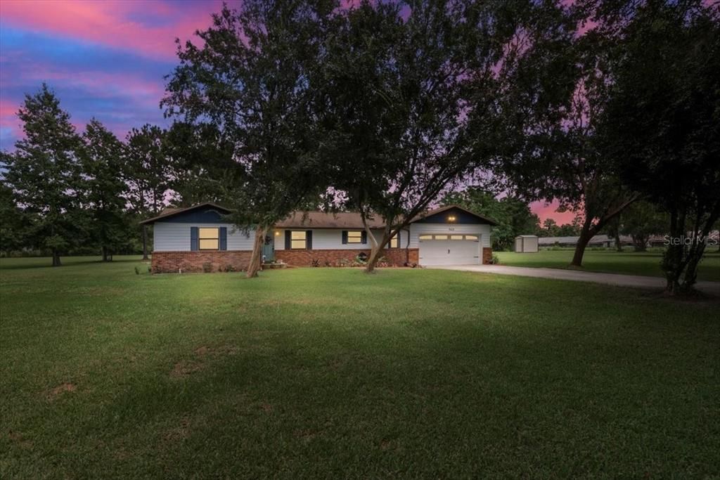 Active With Contract: $490,000 (4 beds, 2 baths, 2281 Square Feet)