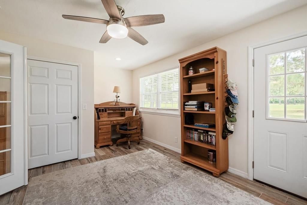 Active With Contract: $490,000 (4 beds, 2 baths, 2281 Square Feet)