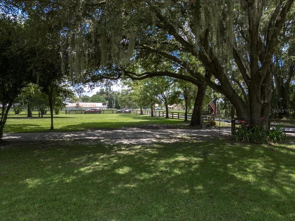 Active With Contract: $490,000 (4 beds, 2 baths, 2281 Square Feet)