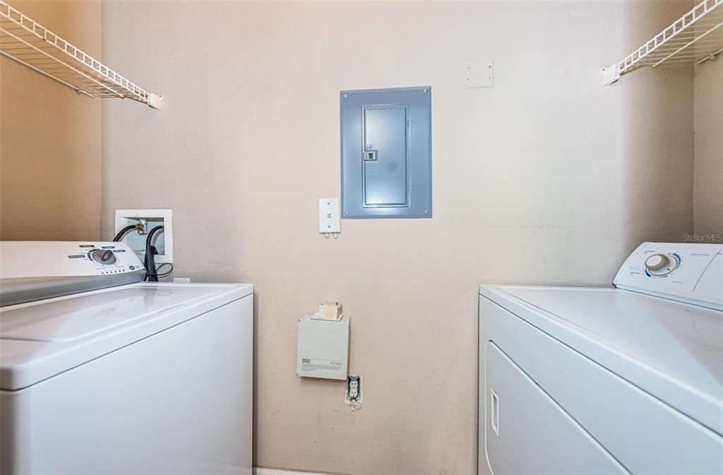 Active With Contract: $200,000 (1 beds, 1 baths, 750 Square Feet)