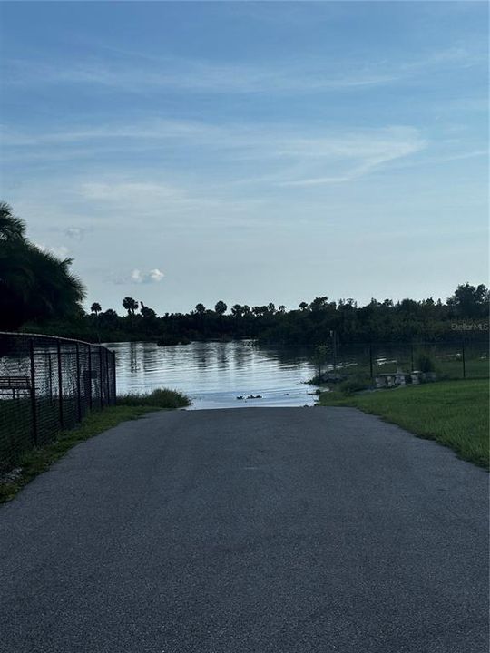 На продажу: $30,000 (0.40 acres)